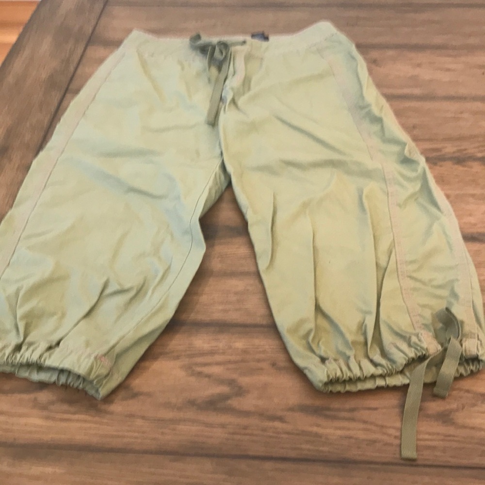 DKNY Capri size 4